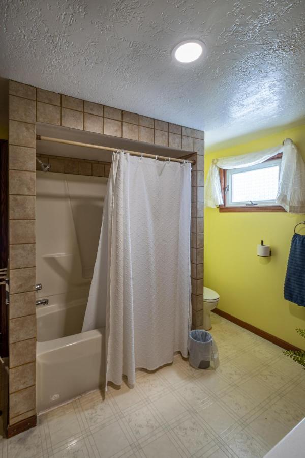 Weaver Ridge Manor Villa Millersburg Exterior foto